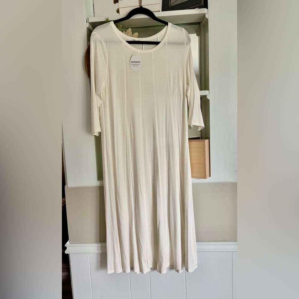DONATED ITEM - Elegant Cream Midi Dress